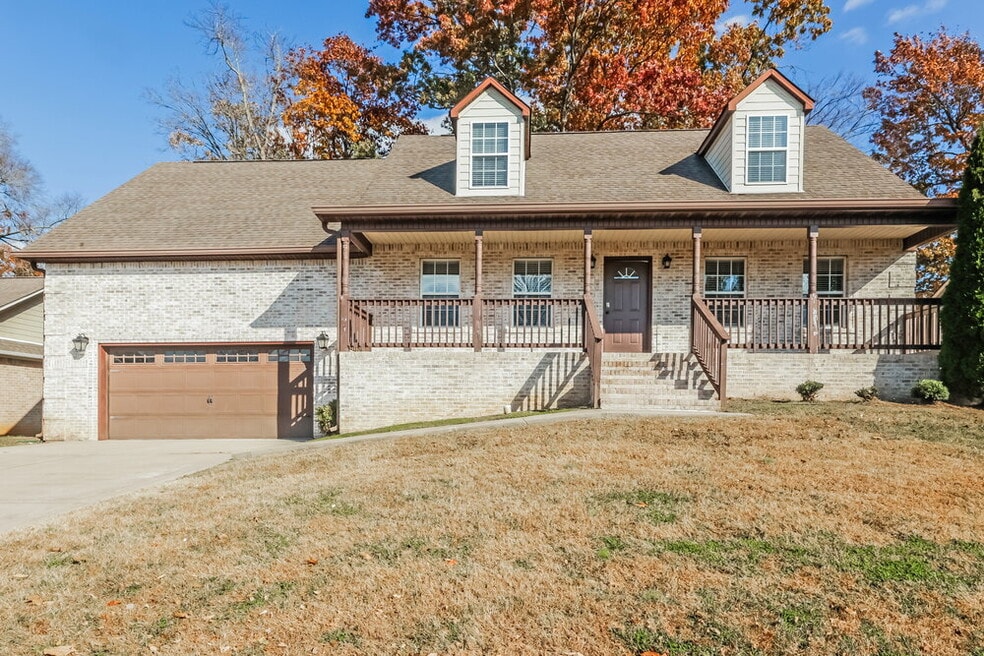 2010 Slayton Dr, Spring Hill, TN 37174 - photo 1