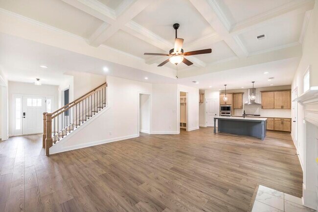 502 Bella Notte Cir 11.jpg