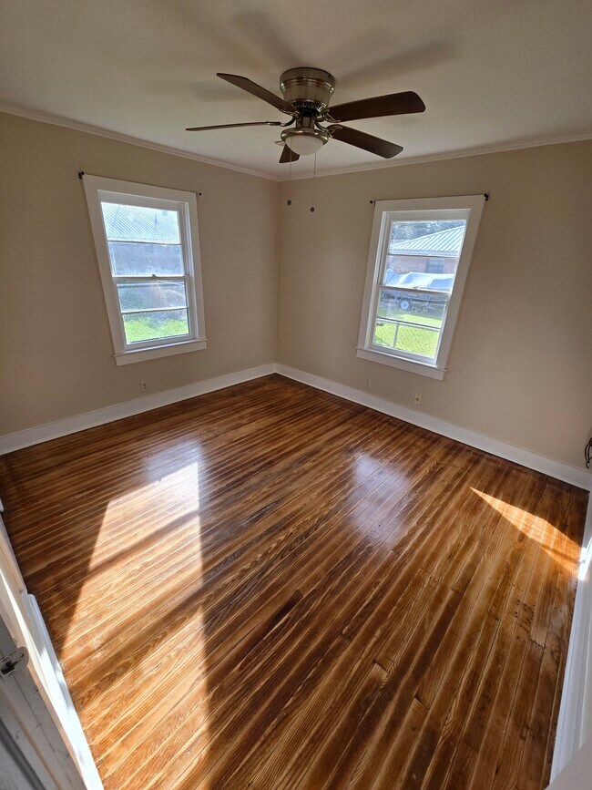 205 W Broussard St, Broussard, LA 70518 - photo 6