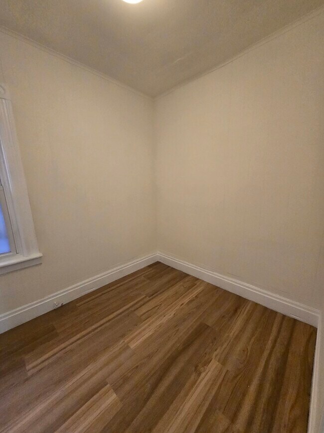 2636 5th Ave unit 2, Troy, NY 12180 - photo 4