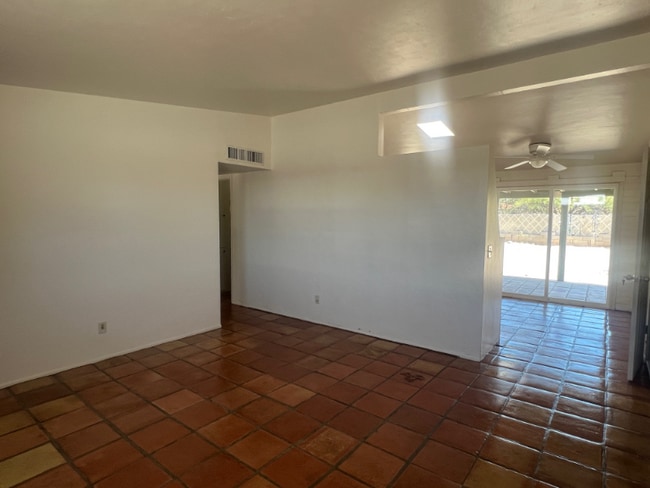 7410 N Patriot Dr, Tucson, AZ 85741 - photo 3