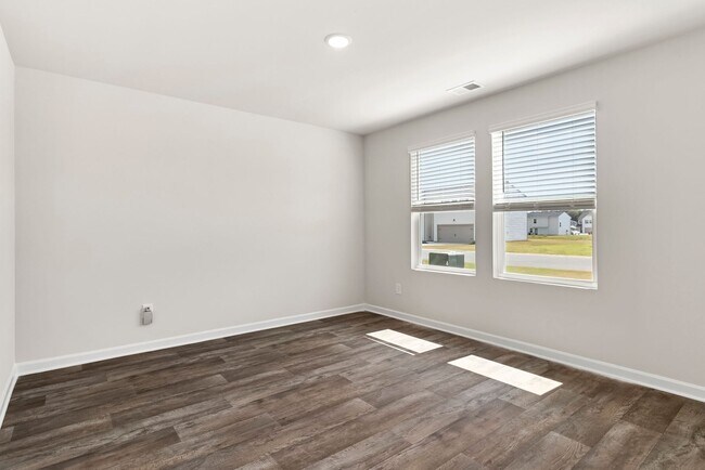 310 Cody Dr, Macon, GA 31216 - photo 6