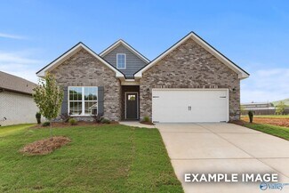 26816 Kyle Ln, Athens, AL 35613