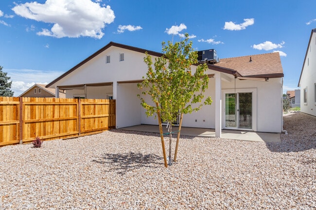 1242 N Tapadero Dr unit 3, Prescott Valley, AZ 86327 - photo 2