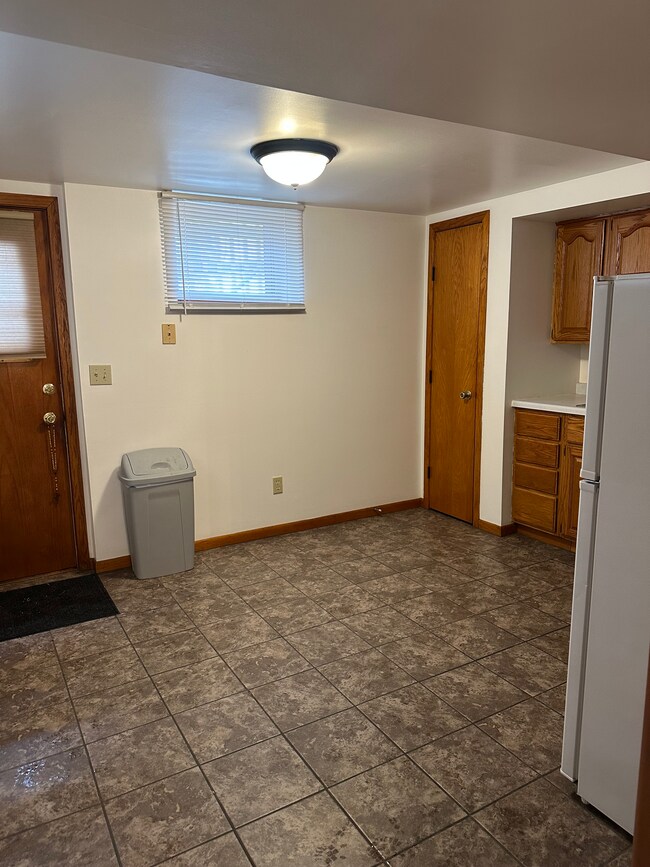 1708 Ashland St unit 3, Hastings, MN 55033 - photo 3