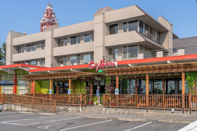 For Vietnamese cuisine, head to Soy House in Lettered Streets.