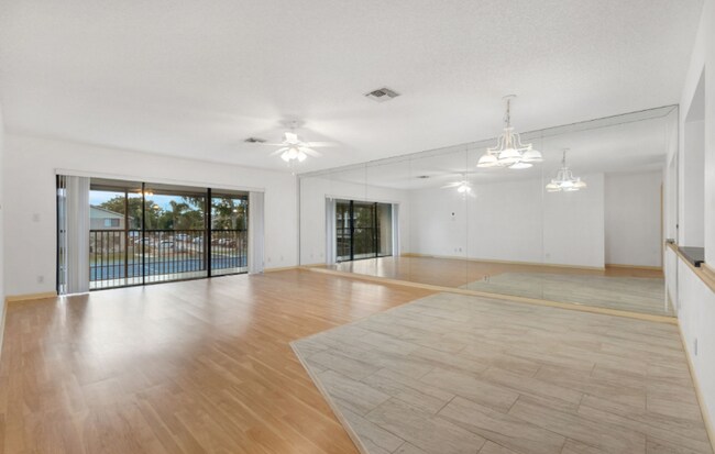 160 SE 7th St unit 5, Deerfield Beach, FL 33441 - photo 7