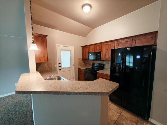 701 Sladecek Dr unit A, Killeen, TX 76542 - photo 3