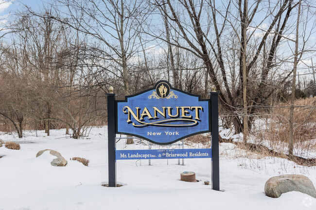 Located midway between Manhattan and Bear Mountain Nanuet is a thriving suburban community.