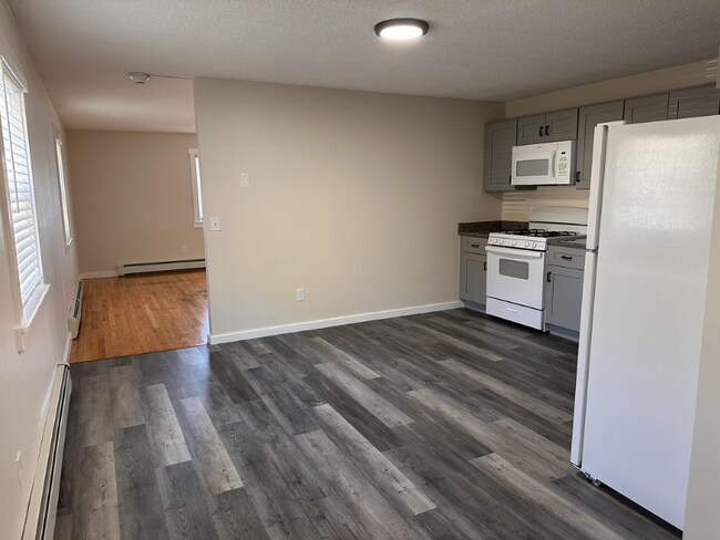 177 West St, West Hatfield, MA 01088 - photo 3