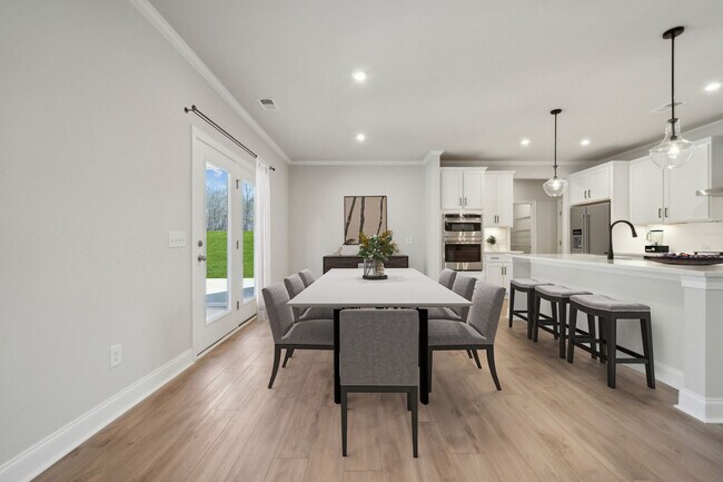 404 Balboa St, Matthews, NC 28104 - photo 5