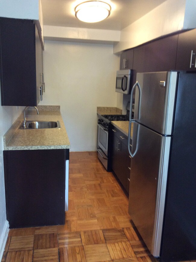 The Yorkshire, Washington, DC 20010 - photo 7