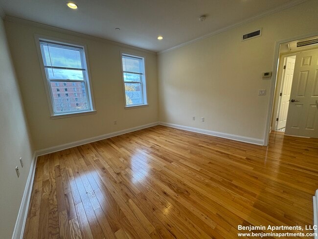 5 Chauncy St unit 3 Chauncy St., 14,, Cambridge, MA 02138 - photo 3
