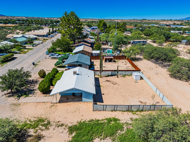 785 E Country Club Dr, Benson, AZ 85602 - photo 7