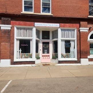 106 W St Joseph St, Lawrence, MI 49064