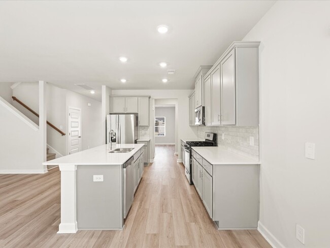 1604 Switchback Cir, Moore, SC 29369 - photo 7