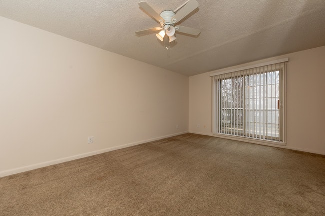 Arbor Grove Lorain, Lorain, OH 44055 - photo 6