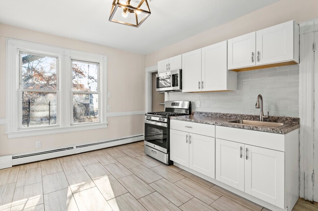 202 N 1st St unit 1, Paterson, NJ 07522 - photo 3