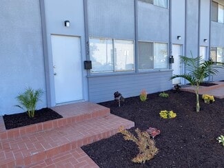 4512 Bond St, San Diego, CA 92109
