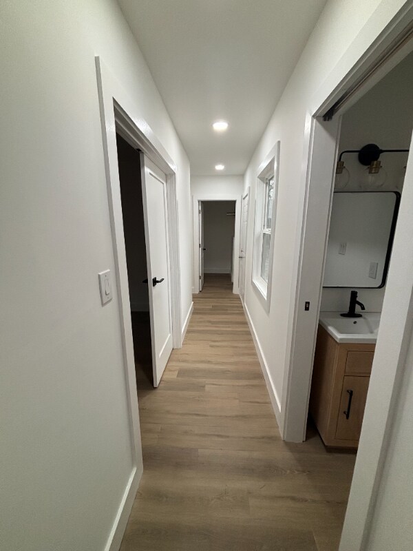 4213 Kingsley Dr, Indianapolis, IN 46205 - photo 7