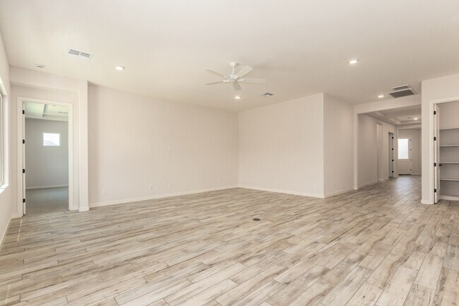 17321 W Puget Ave, Waddell, AZ 85355 - photo 4