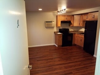 1025 Riverside Dr Unit A, Waupaca, WI 54981