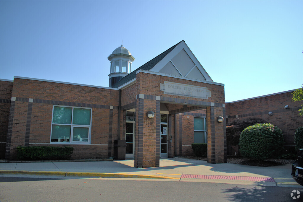Ann L. Dolsen Elementary School building in Lyon.