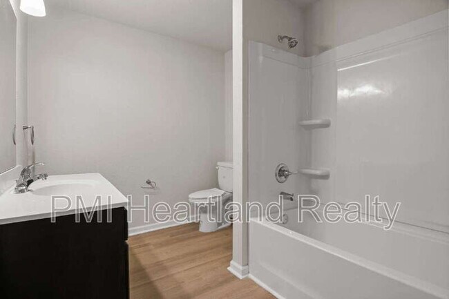 260 Spanish Moss Cir unit 107, Sebring, FL 33876 - photo 6