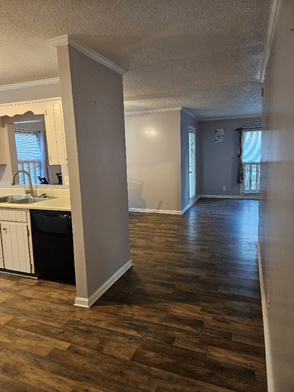 536 Shadow Moss Dr, Macon, GA 31204