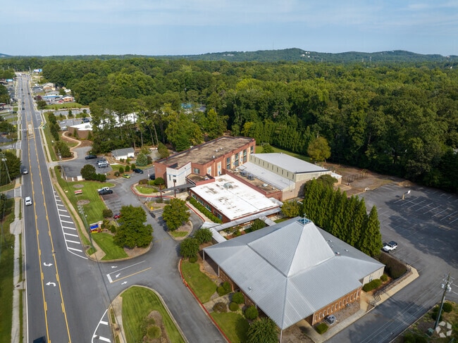 Faith Lutheran School was built in 1983.