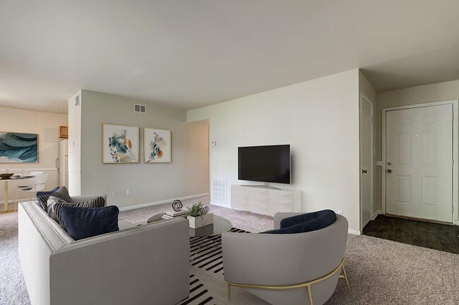 Monarch Crossing, Newport News, VA 23602 - photo 4