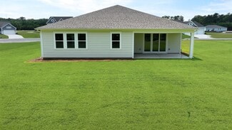 212 Bilge Rd, Ridgeville, SC 29472