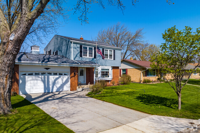Colonial Revival homes are available in Clayton Crest.