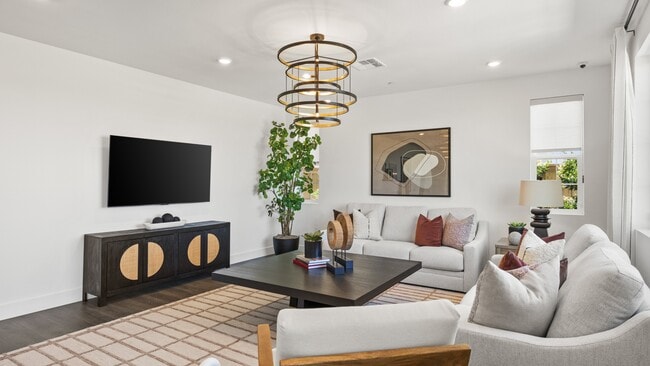 1350 N Orcheta Ln, Mountain House, CA 95391 - photo 4