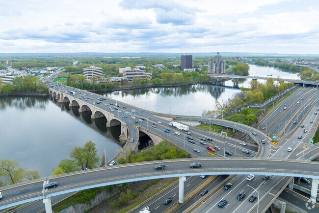 East Hartford sits beside the Connecticut River with quick access to I-84 and I-91 highways.