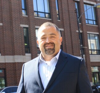 Gus Mendoza
