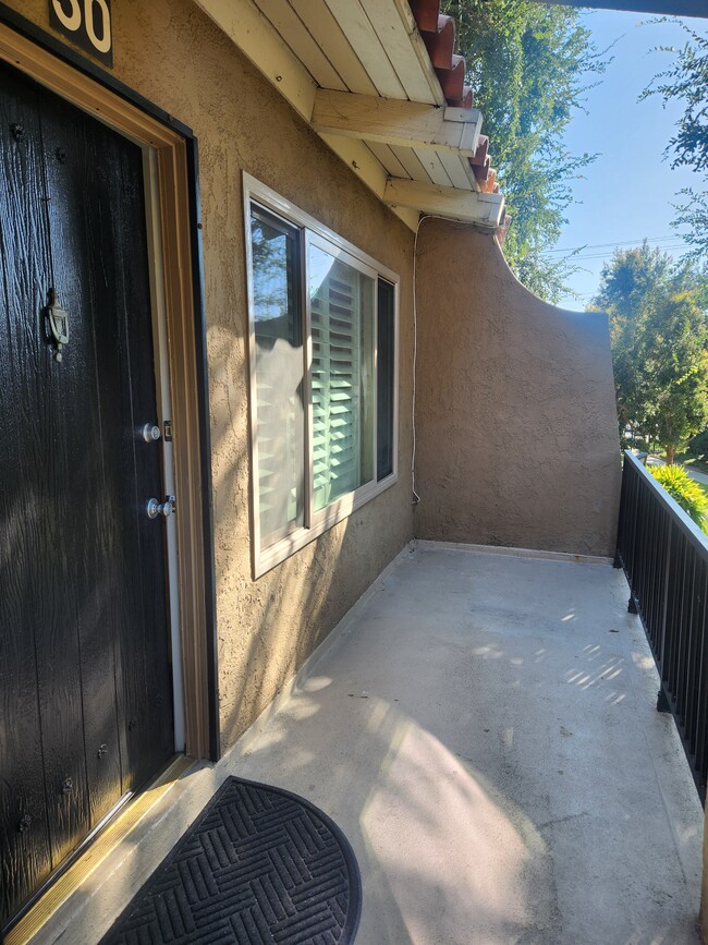 13722 Red Hill Ave unit 50, Tustin, CA 92780 - photo 3