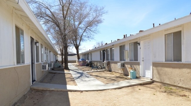 Agave View Apartments, Adelanto, CA 92301 - photo 7