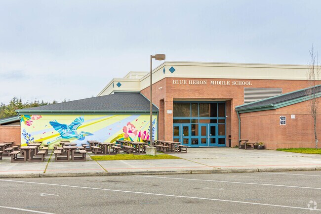 Students in the Port Townsend School District can attend Blue Heron Middle School.