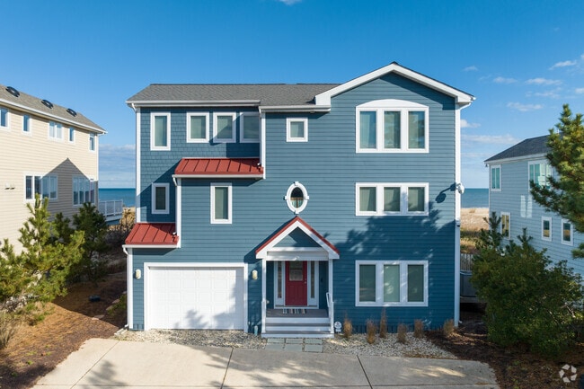 Three-story homes are found throughout South Bethany.
