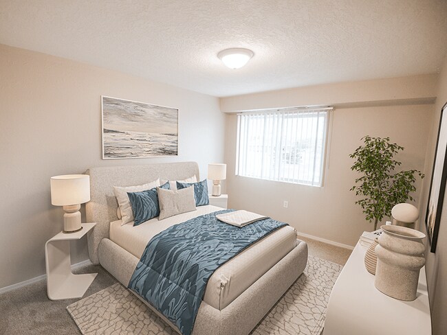 Emerald Creek Apartments, Traverse City, MI 49684 - photo 2