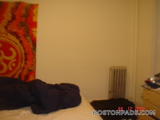 35 Park Dr Unit 10, Boston, MA 02215