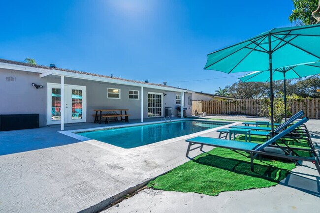 7001 Coolidge St unit ID1372328P, Hollywood, FL 33024 - photo 5