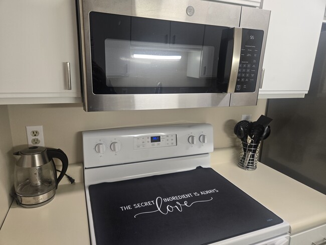 110 Heywood Rd unit Arden condo, Arden, NC 28704 - photo 4