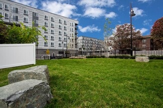 101 N Schroeder St, Baltimore, MD 21223