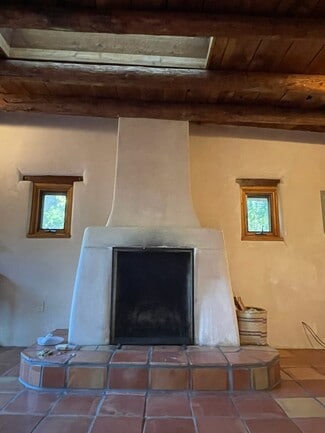 1470B Bishops Lodge Rd, Santa Fe, NM 87506