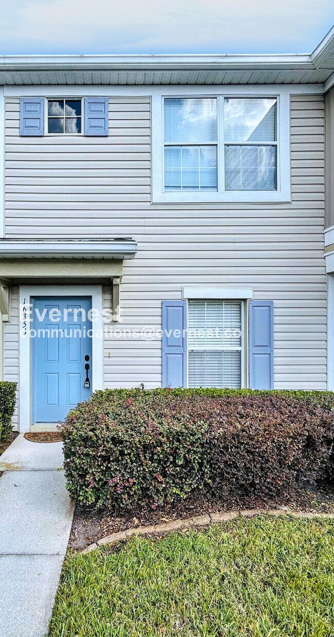 16351 Swan View Cir, Odessa, FL 33556 - photo 2