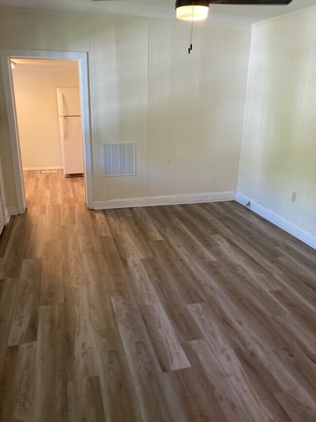 718 Willey St unit c, Morgantown, WV 26505 - photo 2