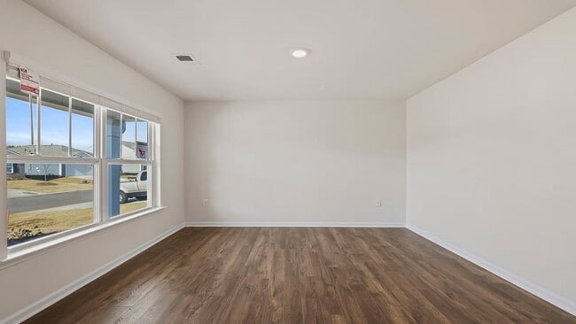 3291 Cypress Hollow Dr, Moore, SC 29369 - photo 2