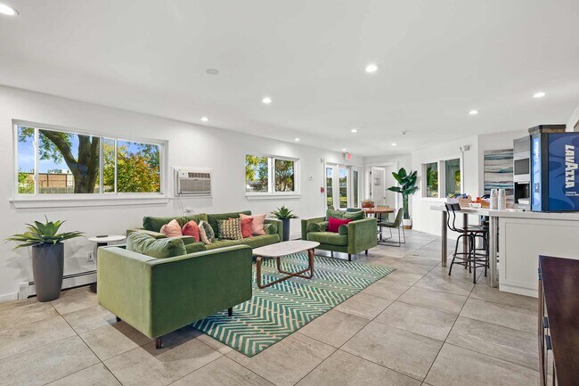 The Preserve at Woodfield, Rolling Meadows, IL 60008 - photo 7